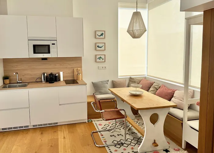 Casita Con Jardin En Playa De Razo *